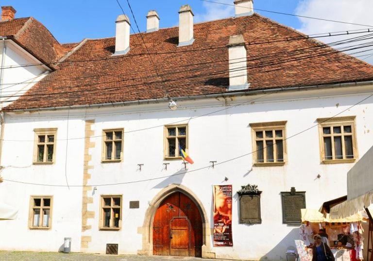 Isac 15 Central Apartment Cluj-Napoca Exterior photo
